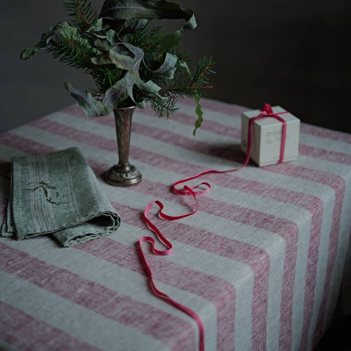 Linen Tablecloth Cherry Natural Boston for wholesale by LinenMe