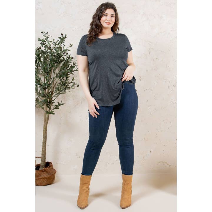 Azules Plus Locker geschnittenes Oberteil: Weich & Dehnbar Kurzarm für den Großhandel von Azules Clothing