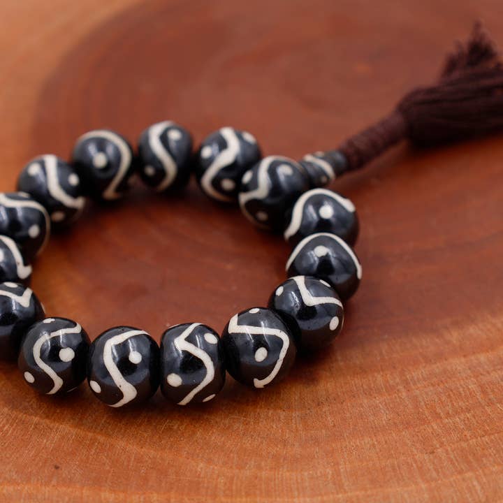 Lungta Imports - Wholesale Prayer Beads Bracelet - Tibetan Meditation Bone 14 Beads Mala Yin Yang Yoga Bracelet