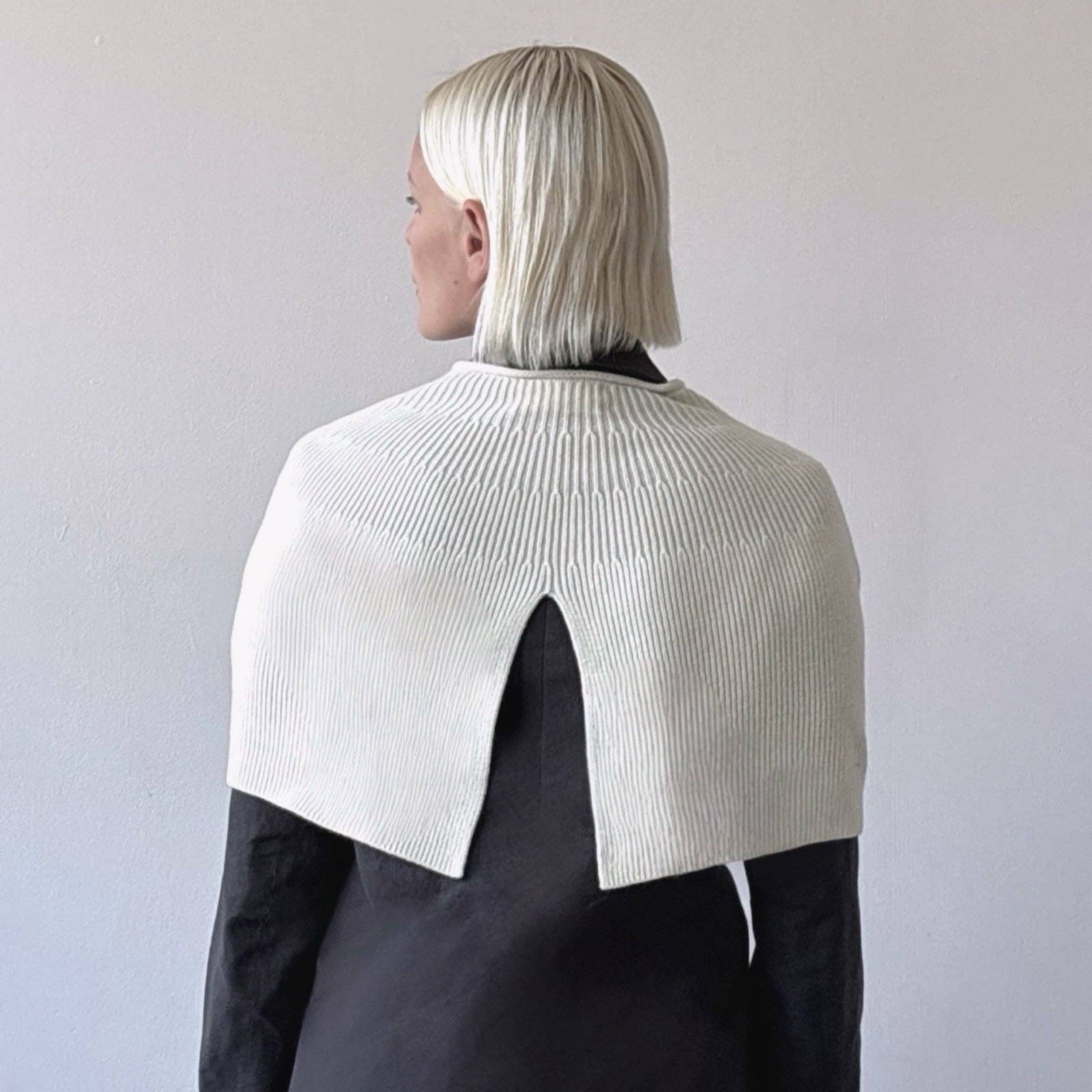 London Atelier Byproduct – wholesale Cape – Women's – Cream Mohair Wool Knitted Cape2