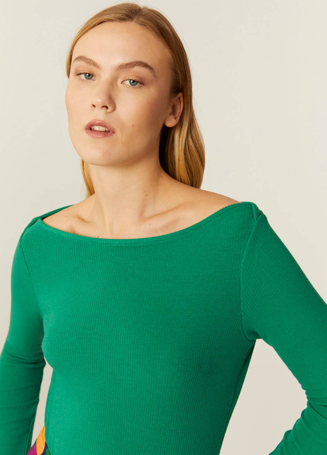 Pepaloves - Wholesale Knit Top - Women's - TOP CANALE CUELLO BARCA VERDE2