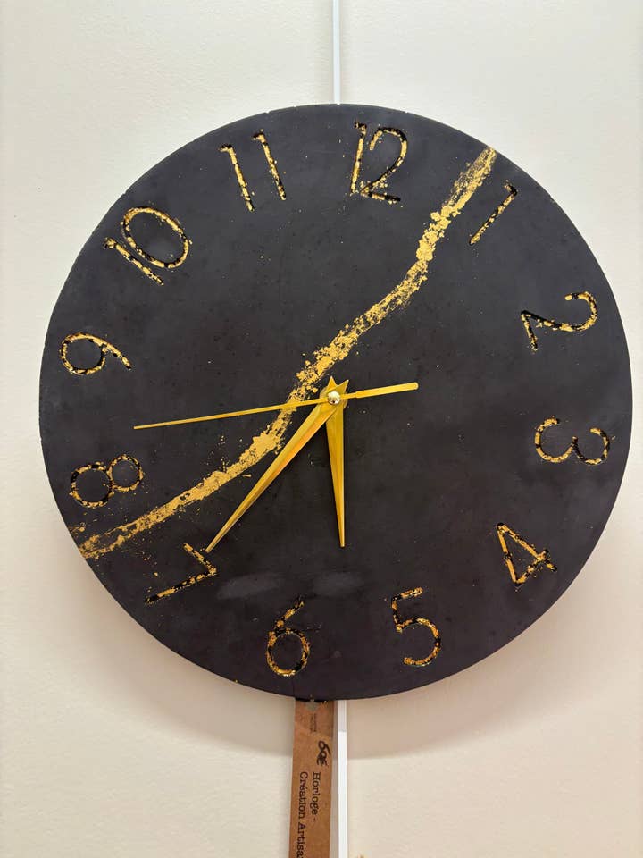 Jesmonite clock for wholesale by Amandyne Creations