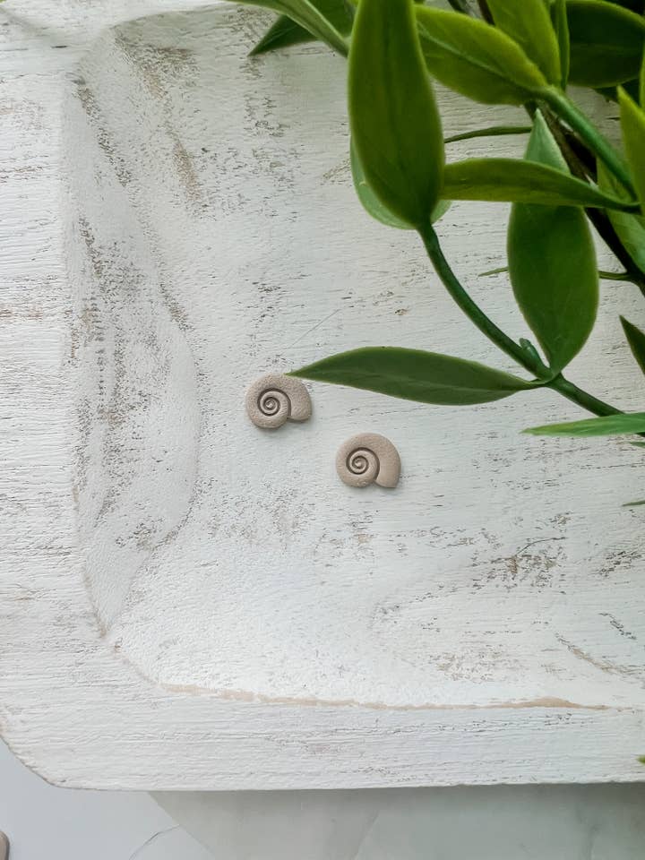 Pendientes Sea Snail para venta al por mayor de Taylor Toms Designs