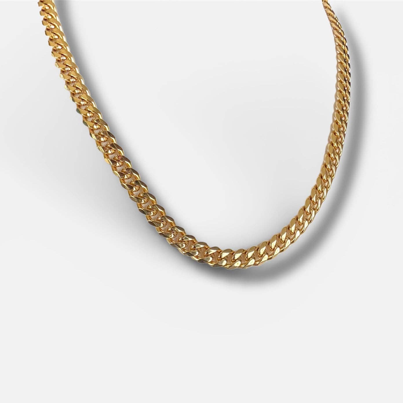 BLK Confetti - Wholesale Link & Chain Necklace - Classic Gold Curb Chain Necklace1
