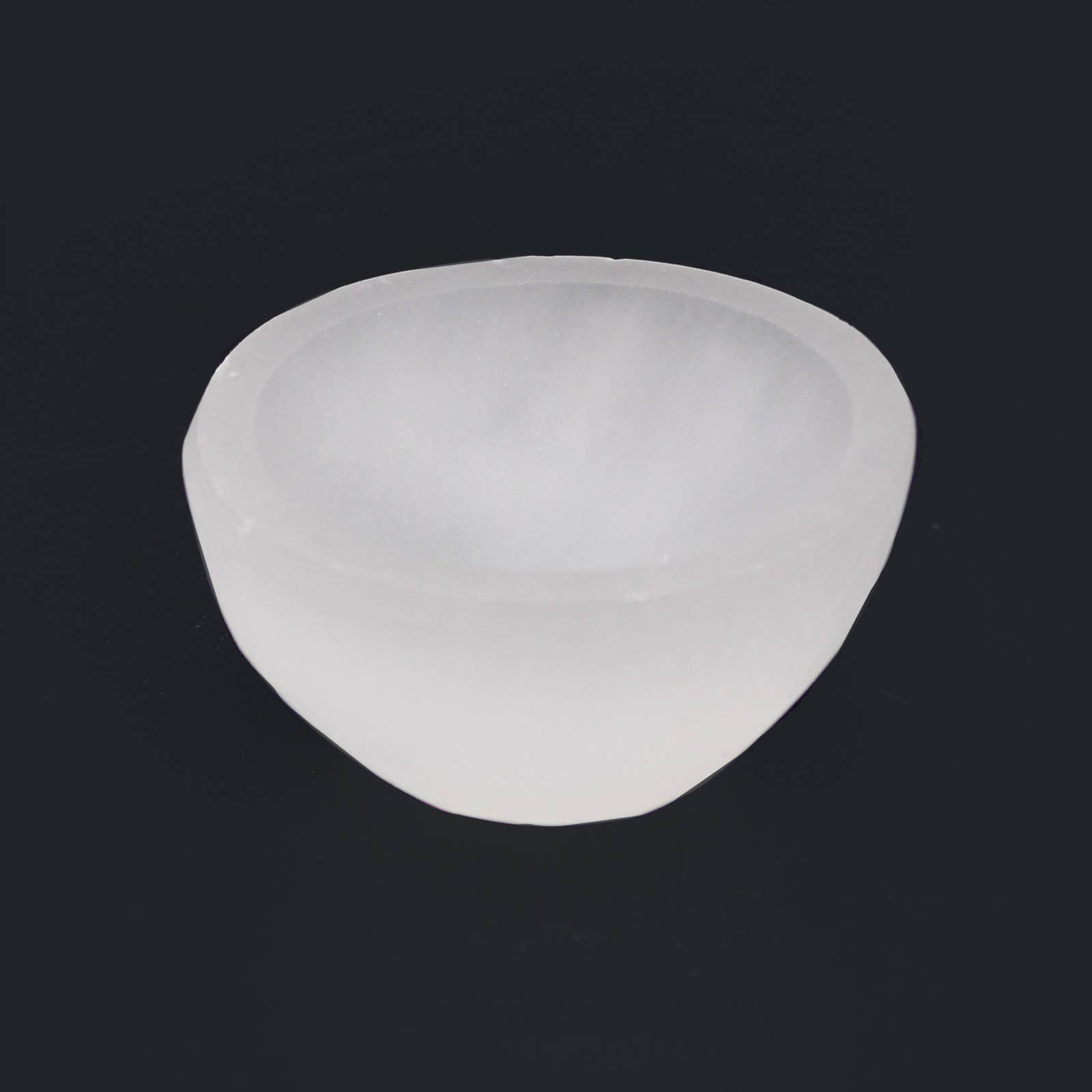 AW Artisan - Wholesale Spiritual Stone/Crystal - Selenite Round Bowl - 6cm2