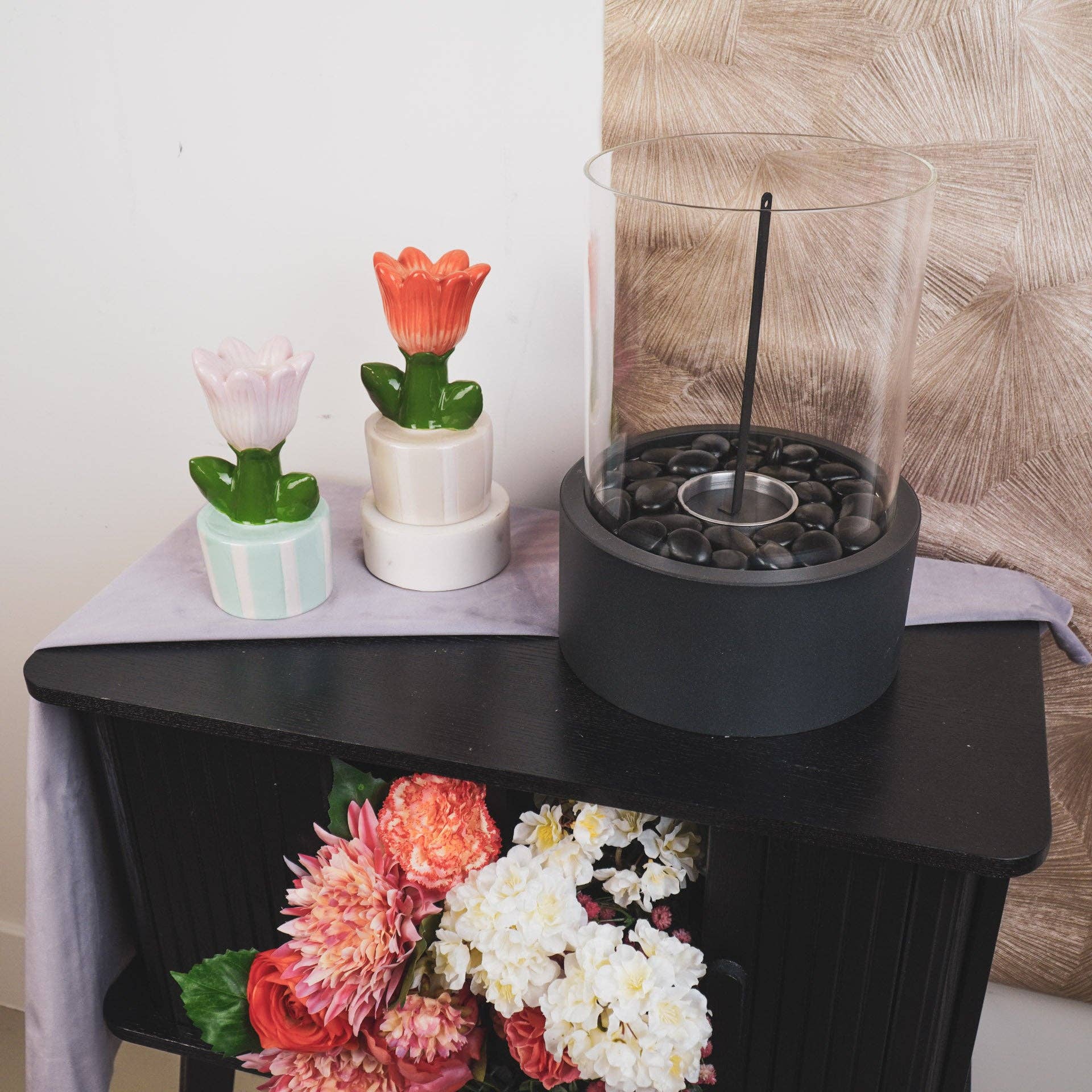 Housevitamin bv - Wholesale Candle Holder - Candle Holder - Tulip - Stoneware- Sand/Orange- 9x8,5x17,5cm4