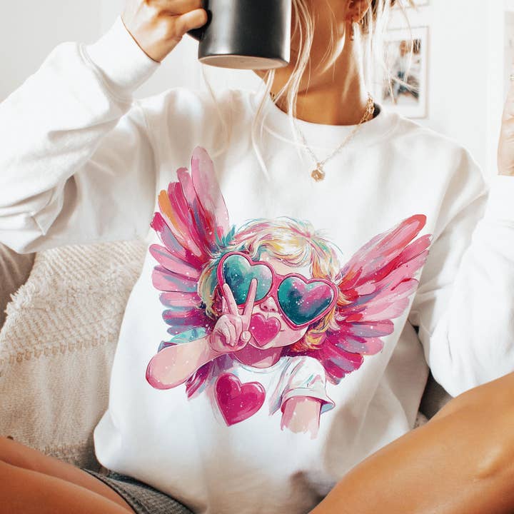 NVC Ecommerce LLC - Wholesale T-shirt met print - Dames - Retro Cupido Valentijn T-shirt, Valentijn Seizoen Sweatshirt