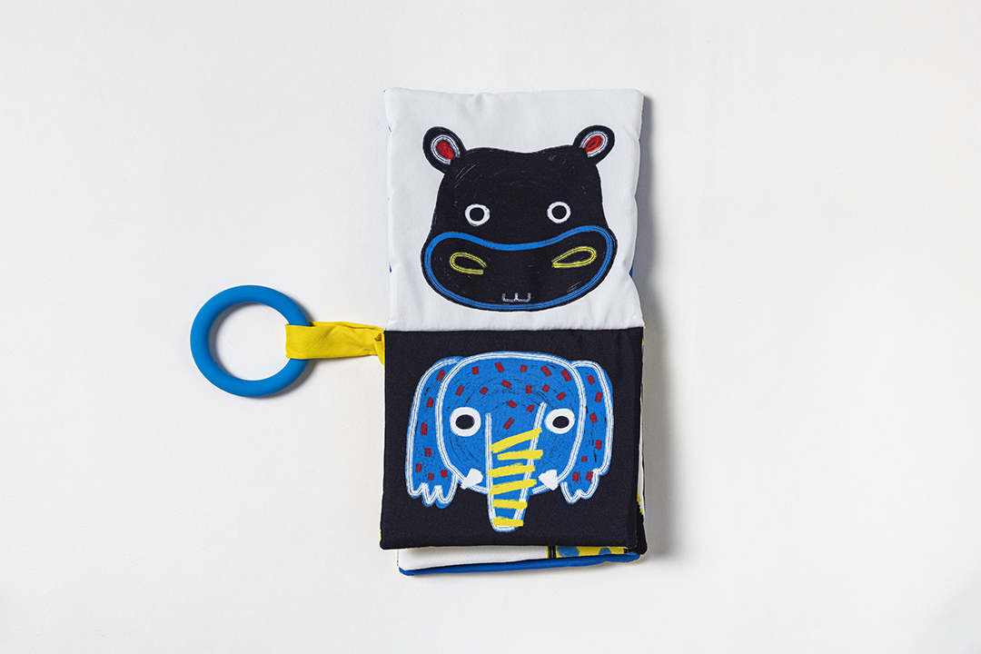 Edicare Editora, Lda. - Wholesale Baby & Toddler Book (0-2) - Hey, look! Savannah – Cloth Book2