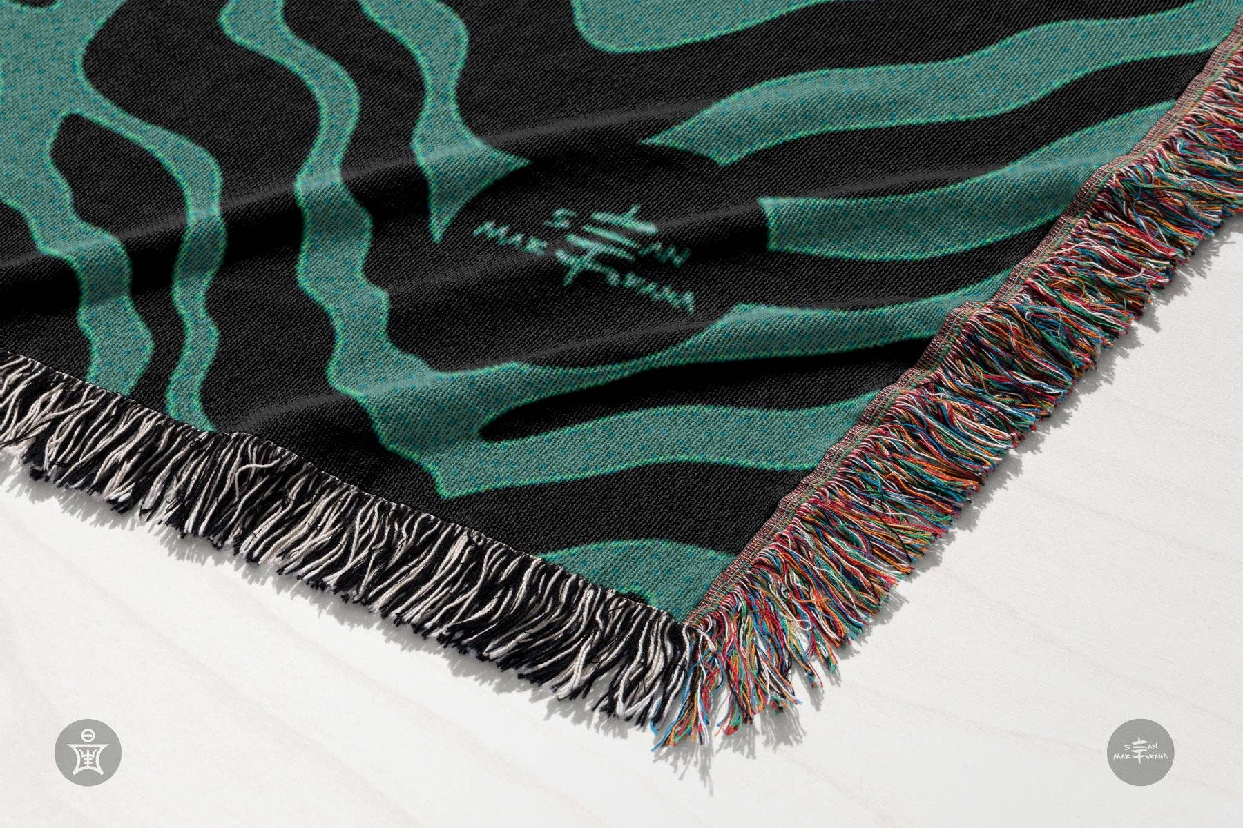 Sean Martorana - Wholesale Throw Blanket - IVI - Abstract Jacquard Woven Blanket - Black Green3