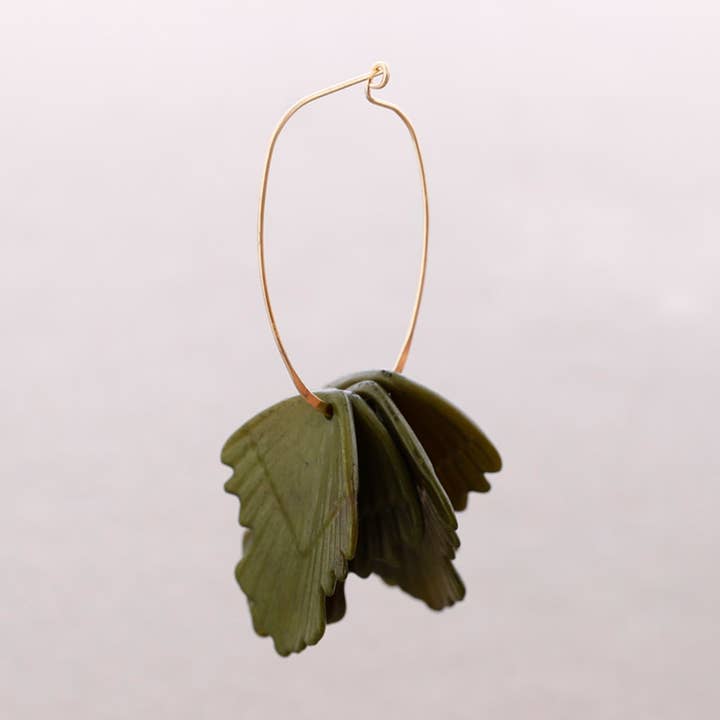 Orecchini Cerchio Foglie Resina per la vendita all'ingrosso da parte di Sonata