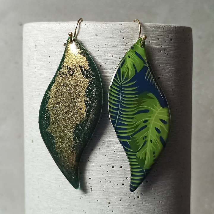 Angers vendbare øreringe - monstera blade 1058 for engroshandel hos une Hirondelle sous le Tilleul