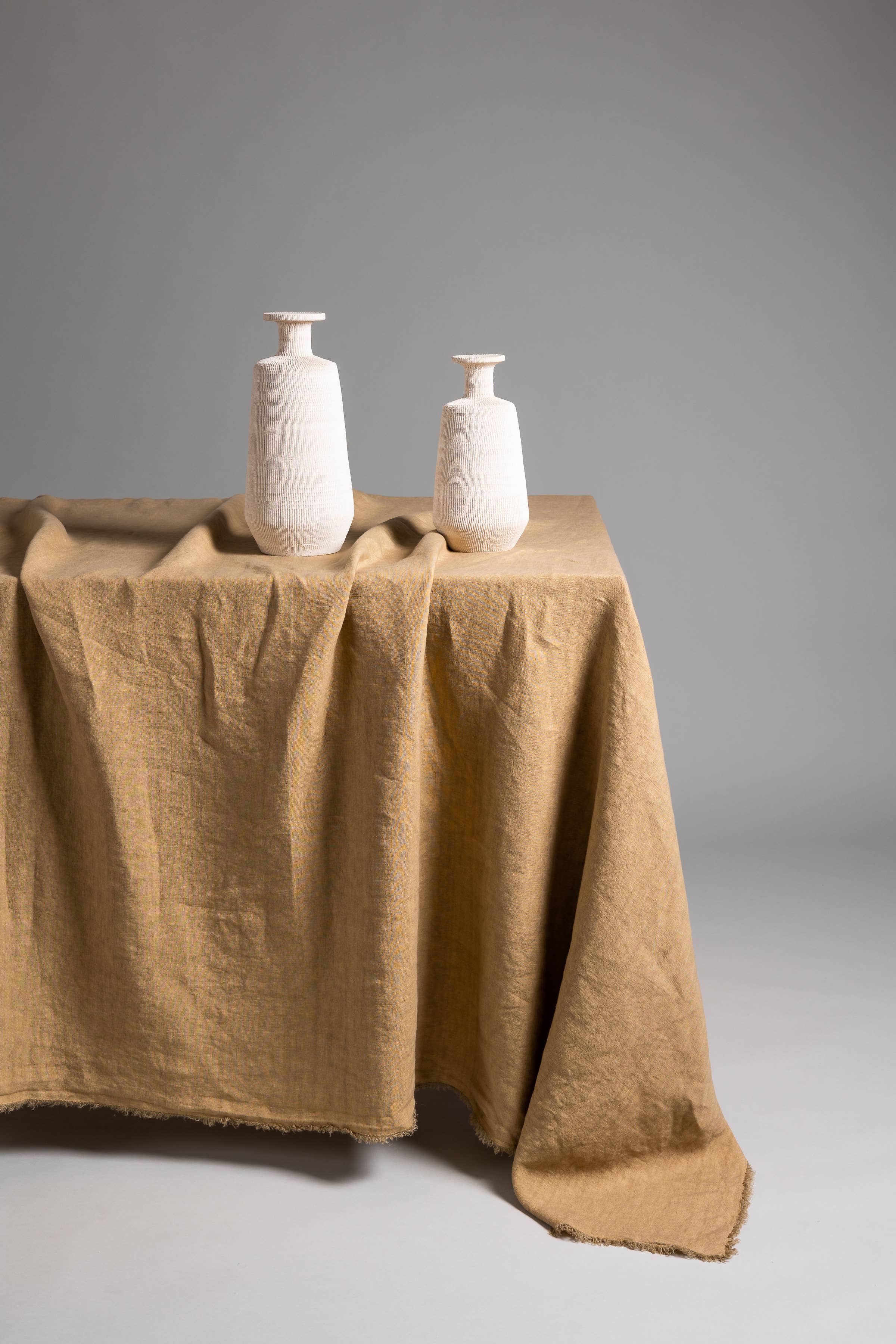 FEELUM homelinen by David Home srl - Vente Nappes - Nappe OASI en lin 100 %, fabriquée en Italie0