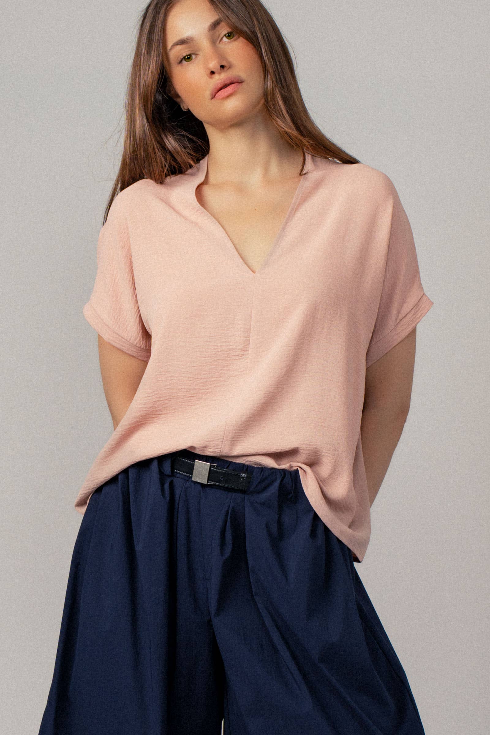 Urban Daizy - Wholesale Blouse - Women's - Relaxed V-Neck Top with Folded Sleeves4