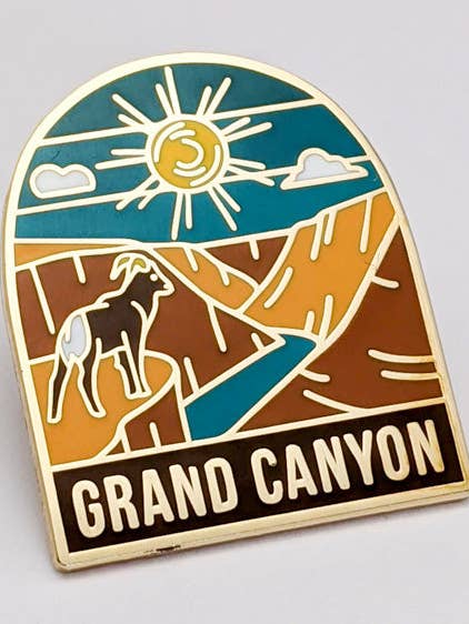 Broche en émail du parc national du Grand Canyon pour la vente par Hike and Draw