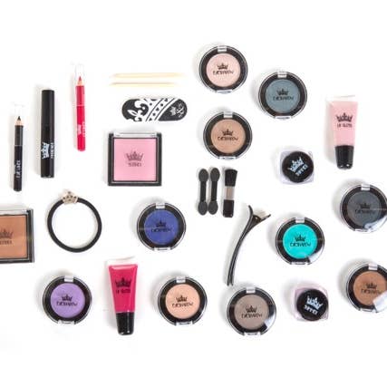 CARALI / MYC Paris - Wholesale Advent calendar - "Shine Like Star" Makeup Advent Calendar5