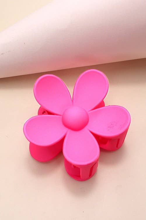 JOSSLYN by wall to wall - Wholesale Hair Clip - Women's - OVERSIZE MATTE FLOWER HAIR CLAW CLIPS | 40H4592