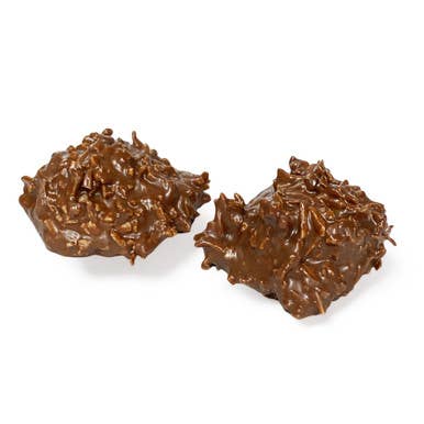Bulk Chocolate - Venta al por mayor Dulces con chocolate - Racimos de coco y chocolate con leche (a granel, 4 libras)