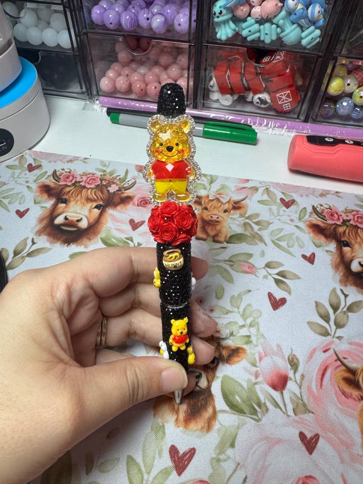 Winnie The Pooh Bolígrafo Elegante para venta al por mayor de Sweet Rosewood Boutique