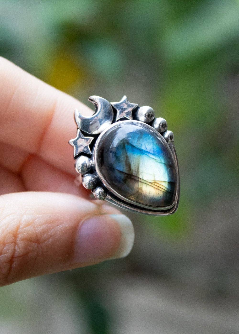 Ambra Jewels - Wholesale Cocktail/Statement Ring - Celestial Whisper: Labradorite Ring, AR-70903