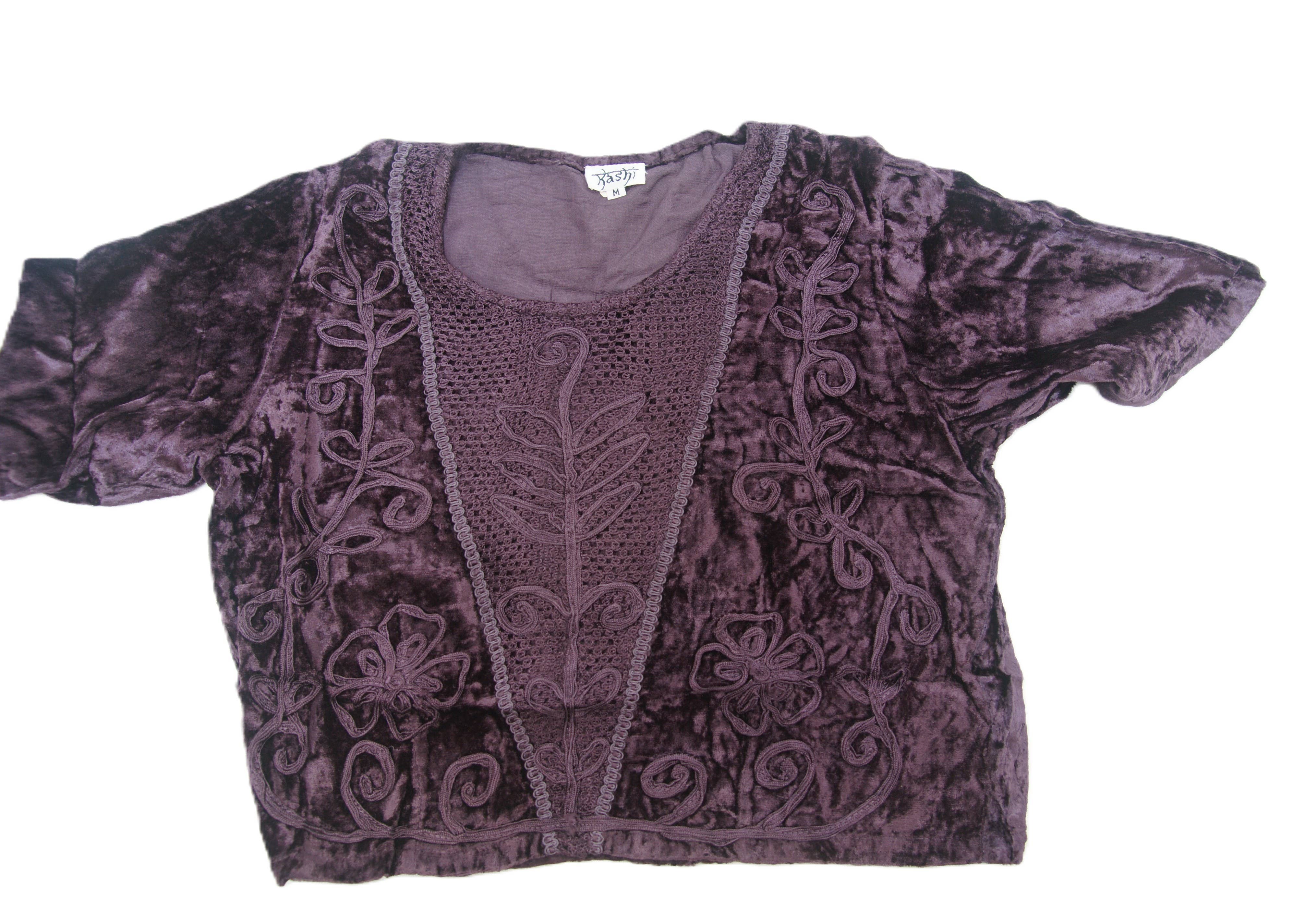 KASHI INC - Vendita all'ingrosso Camicetta - Donna - Top Choli in Velluto Elasticizzato Ricamato a Maniche Corte1