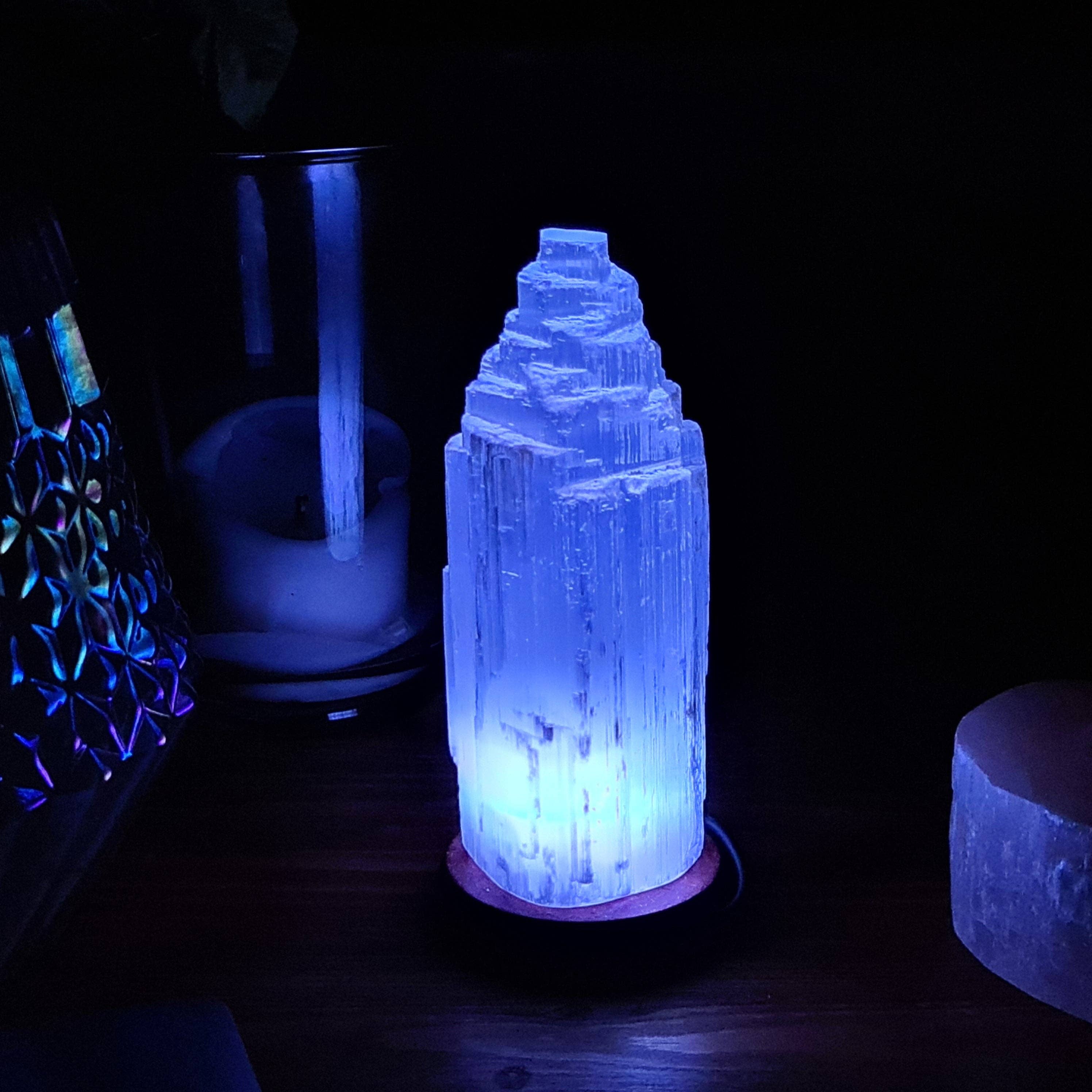 Gemstone Gifts Ltd. – wholesale Accent/desk lamp – Selenite USB lamp - Mountain (Colour changing)