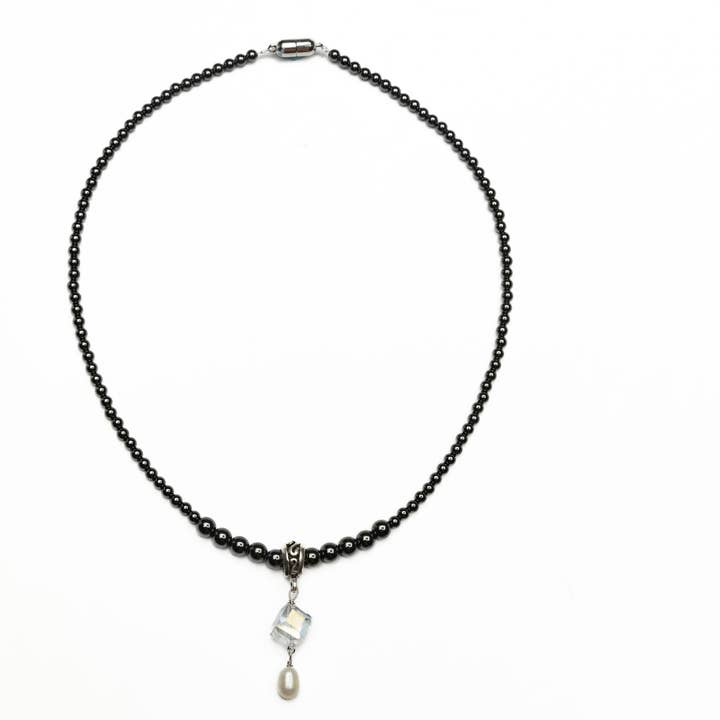 Perla blanca de agua dulce, cubo de cristal y hematita magnética negra para venta al por mayor de Magnehealth