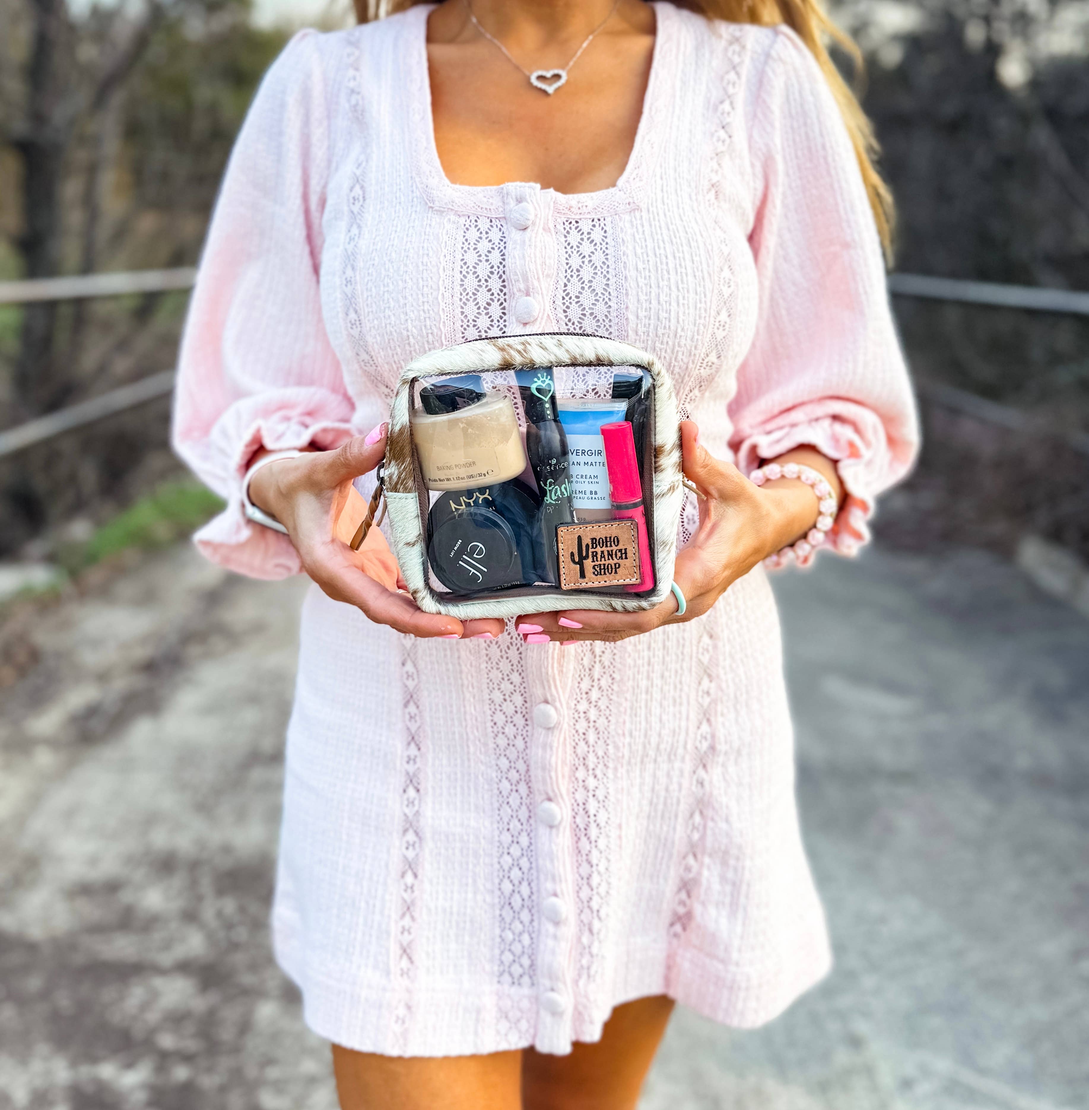 Boho Ranch Shop - Venta al por mayor Bolsa para maquillaje - Estuche Transparente de Piel de Vaca - Bolsa de Viaje para Maquillaje y Artículos de Tocador9