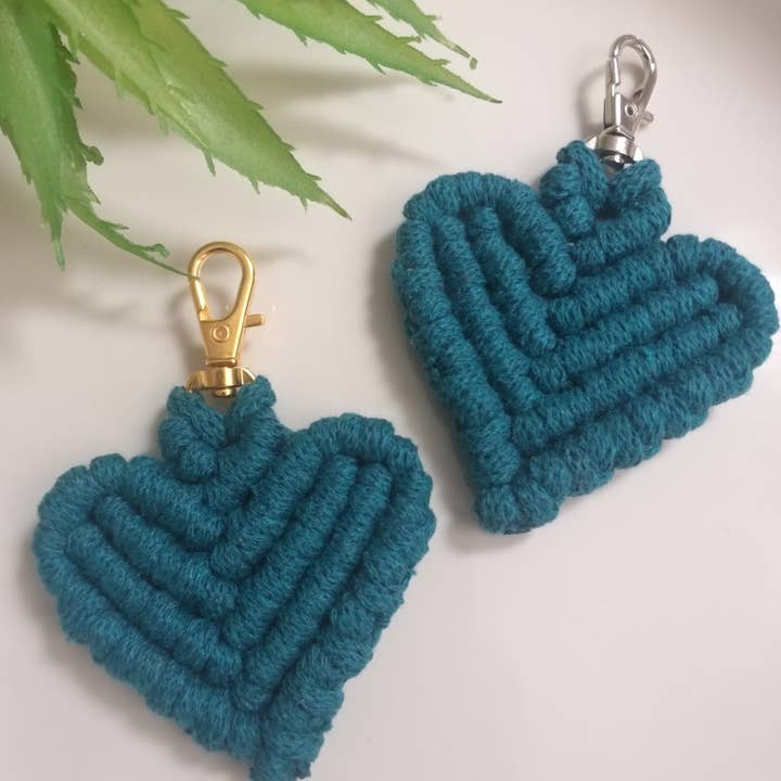EMERALD HEART KEYRING for wholesale by ARTESANIA