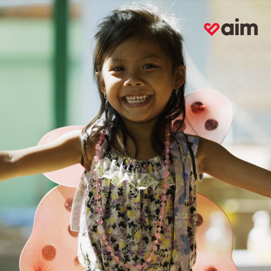 Moxie Collective (formerly Atonement Design) – Großhandel Ohrhänger – Gelbe ovale Perlen- und Messingstab-Ohrringe7