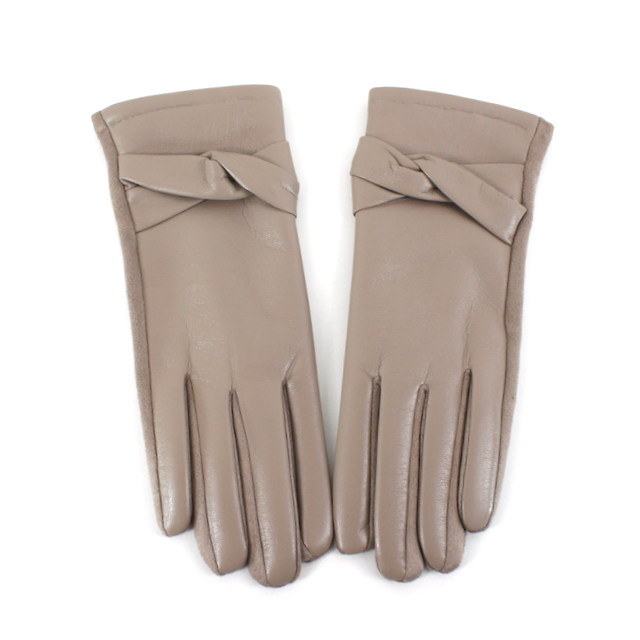 Pretty Persuasions - Wholesale Gloves - Women's - A25013 Faux Leather Gloves3