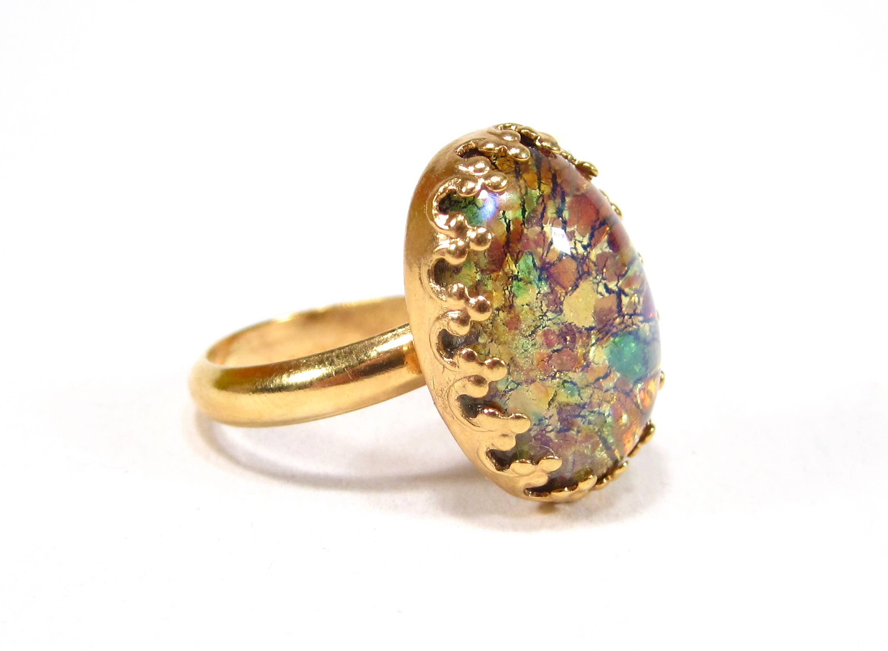 SoHo Schmuckmanufaktur - Wholesale Cocktail/Statement Ring - Einzigartiger goldgrüner verstellbarer Feueropal-Ring1
