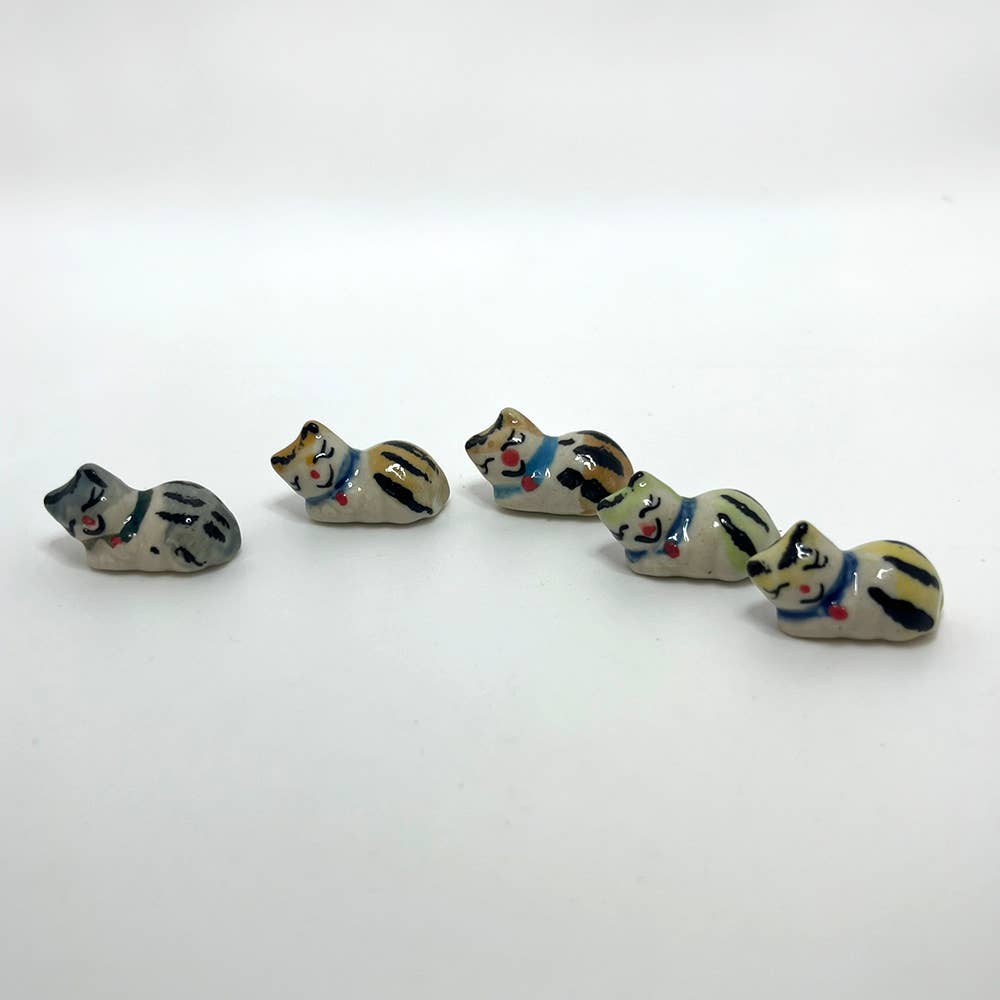 VIE - Wholesale Decorative Figurine - Mini Ceramic Figurine, Assorted Colour, Approx. 2cm279