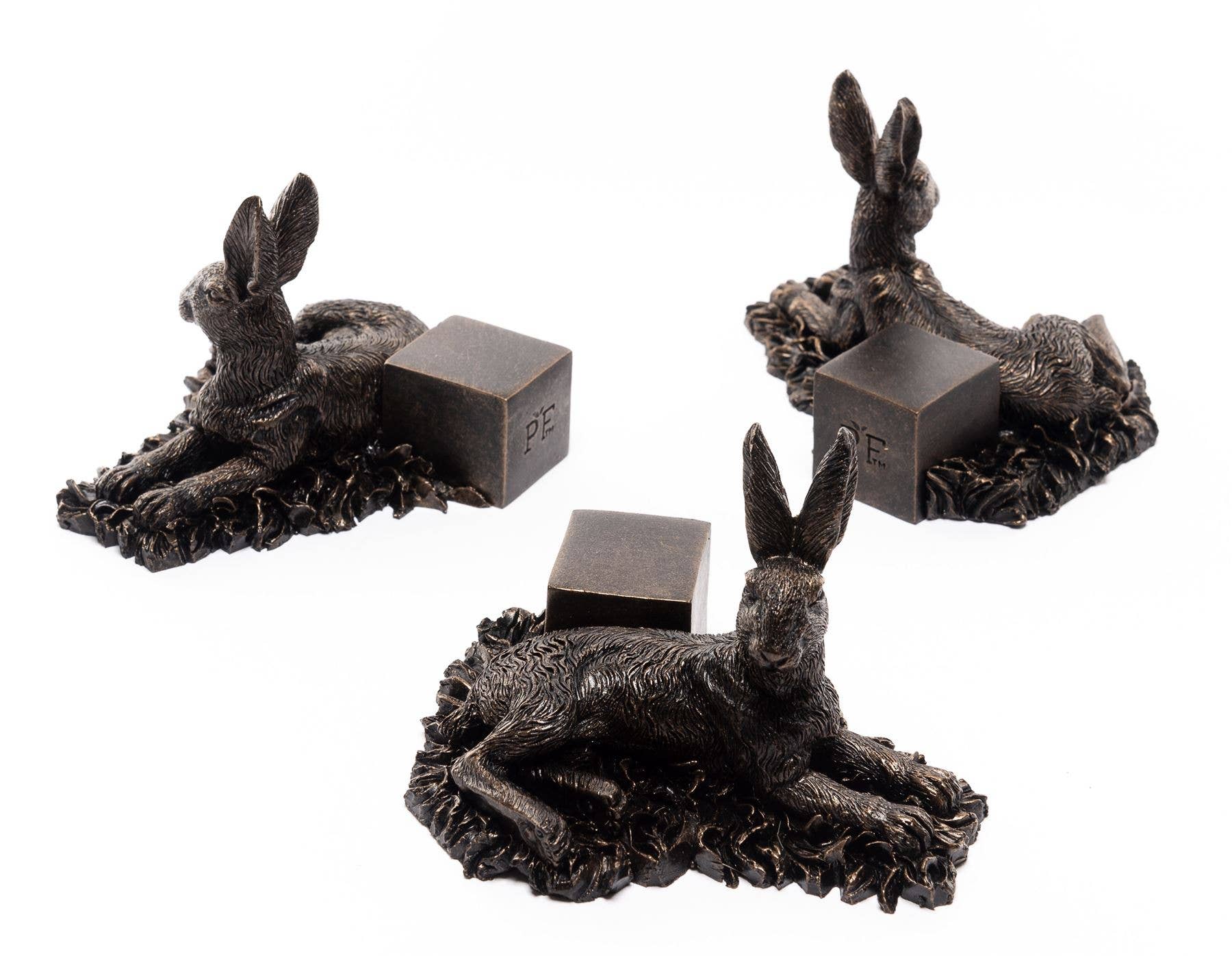 Jardinopia US - Wholesale Plant Pot - Resting Hare Plant Pot Feet - Set of 31
