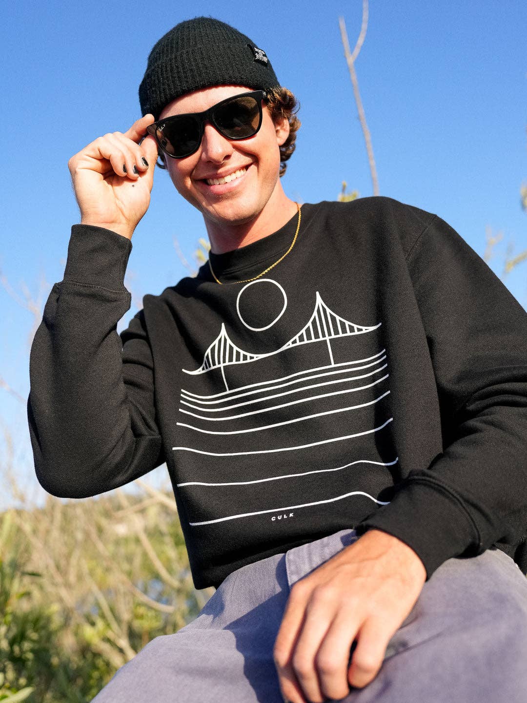 Culk - Wholesale Graphic Sweatshirt - Unisex - Minimal Bridge Crewneck Sweatshirt Black2