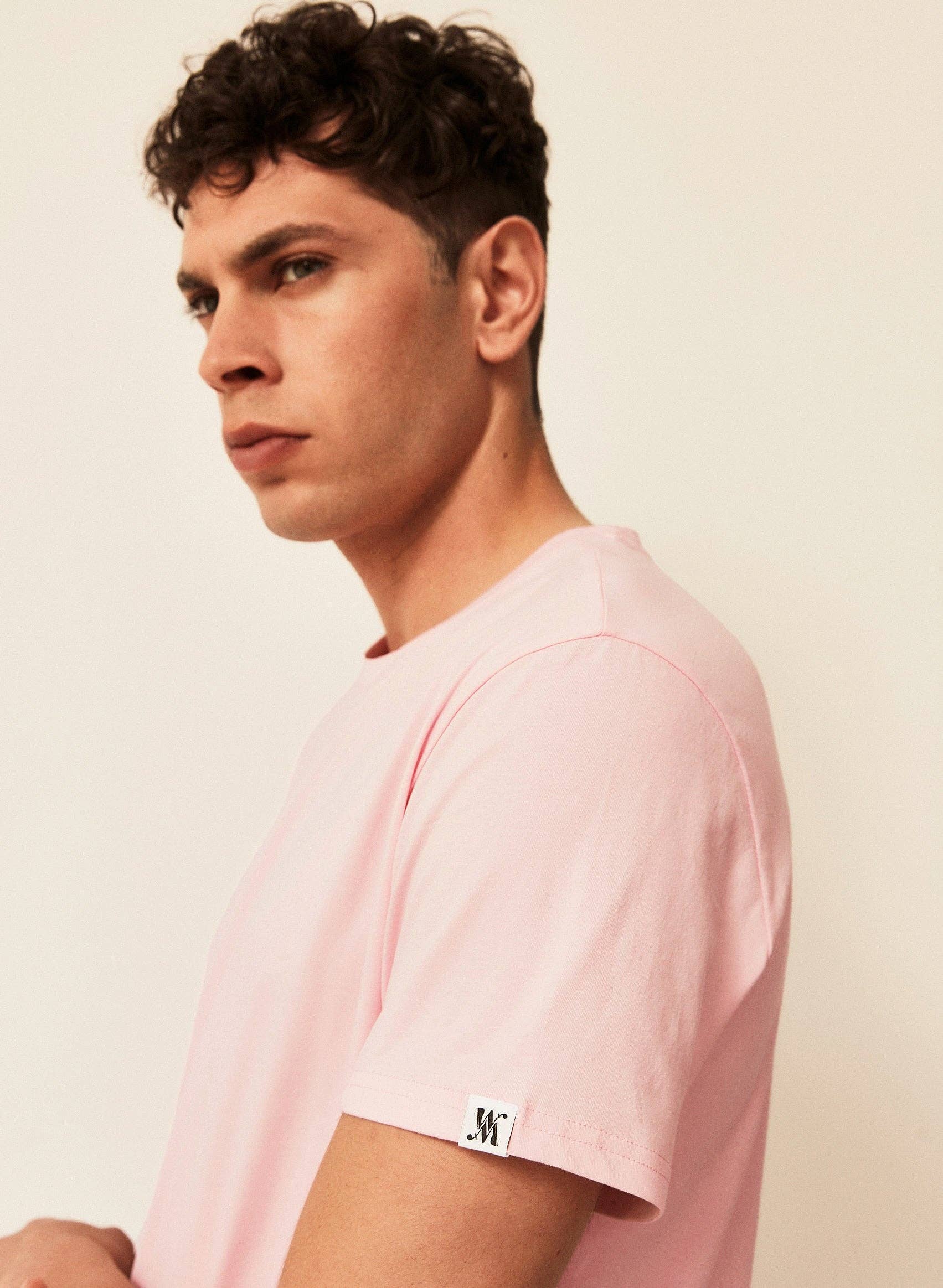 Double M – Engroshandel T-shirt – til mænd – Lyserød t-shirt1