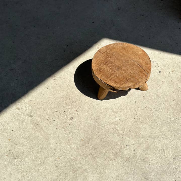 Office Objets - Wholesale Stool - Small low three-legged stool in upcycled blond teak D:30 H:1546