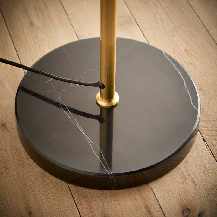 K LIVING - Wholesale Accent/Desk Lamp - 2 Light Clear Ribbed Glass Collection including Table lamp, Floor Lamp or Ceiling Pendant in a Brass finish1