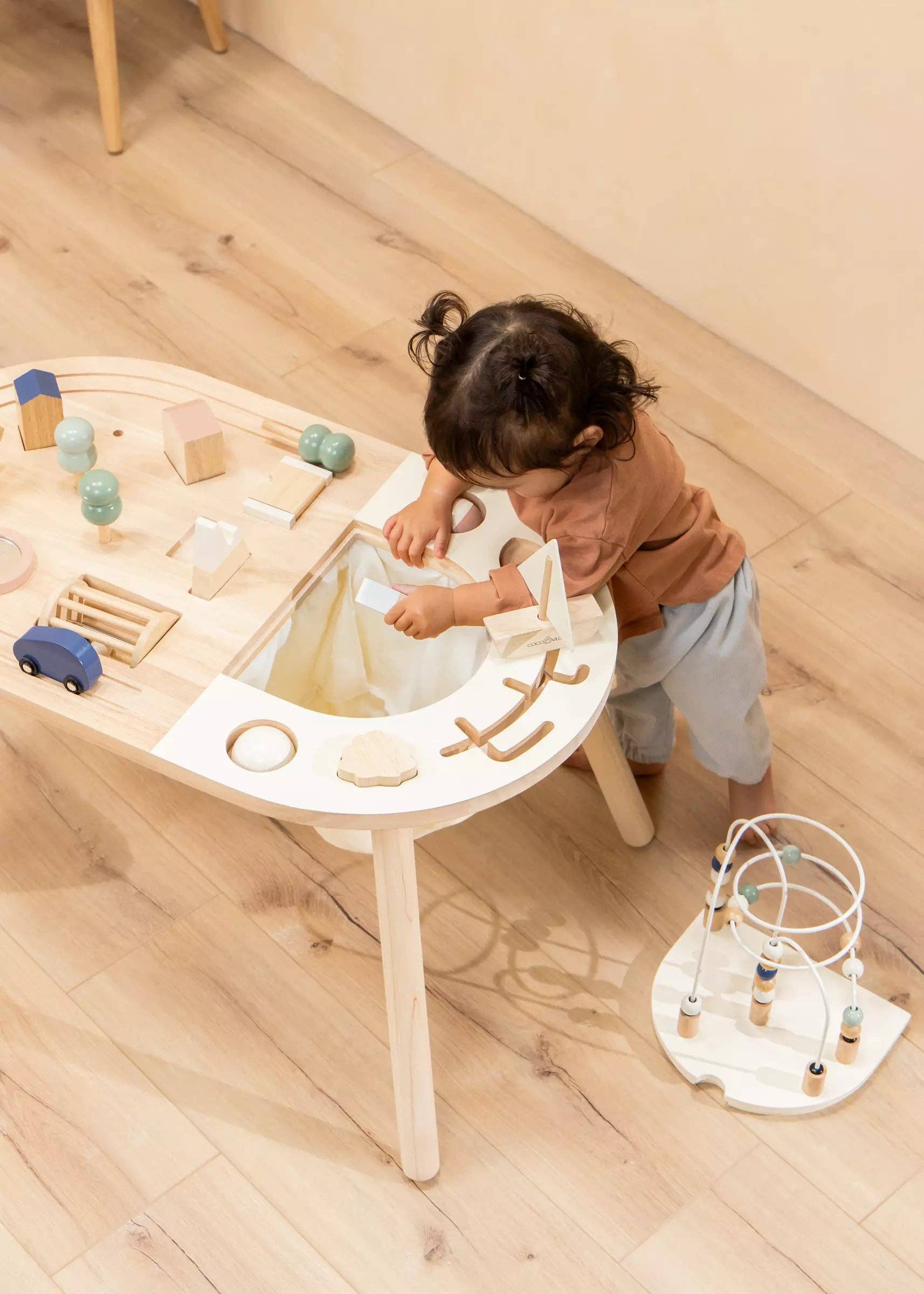 Coco Village - Vente Jouet en bois – enfant - Table d'activité en bois5