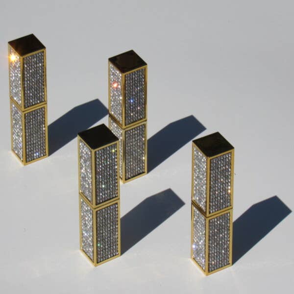 Elise Pink - Wholesale Lipstick - Glamour Lipstick "Viral" with Rhinestones3