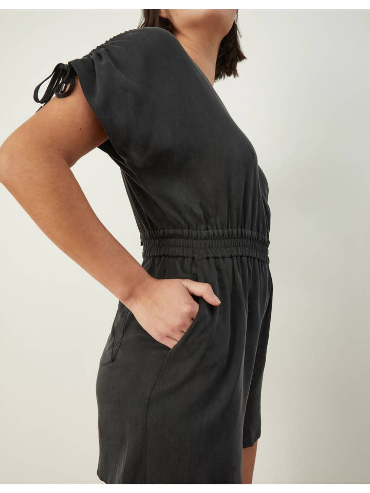 Schwarz Cool Intentions Jumpsuit für den Großhandel auf Faire