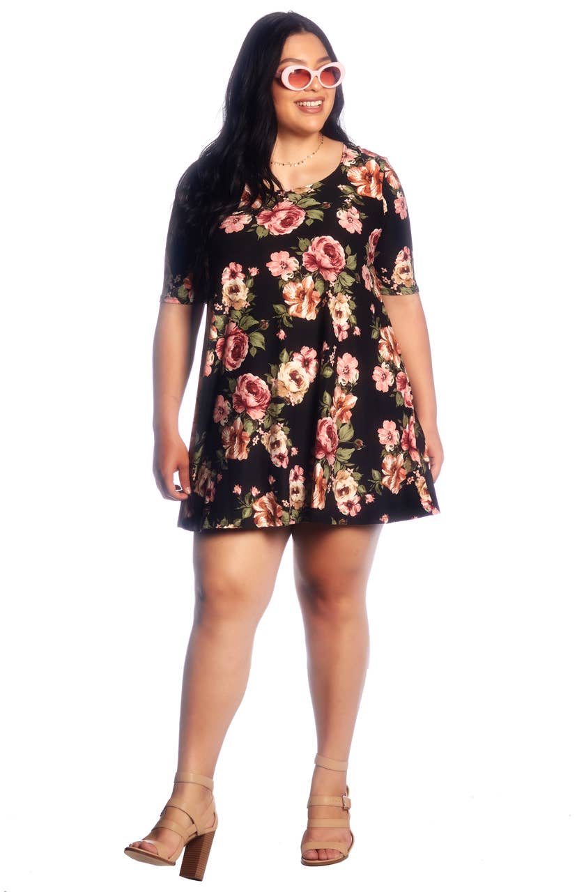 VIBE Apparel Co – wholesale Klänning - Dam – Plus mörk blommig borstad sväng klänning10