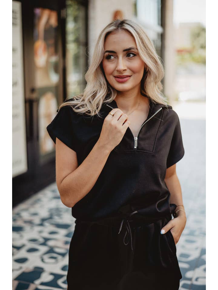 Black Half Zip Scuba Set for wholesale on Faire1