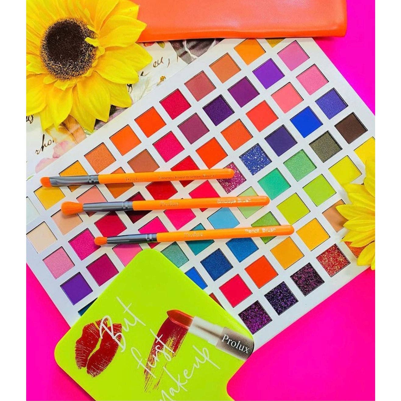 Efon International Corp. - Vente Miroir de maquillage - Mais d'abord le maquillage - Miroir à main léger de forme carrée9