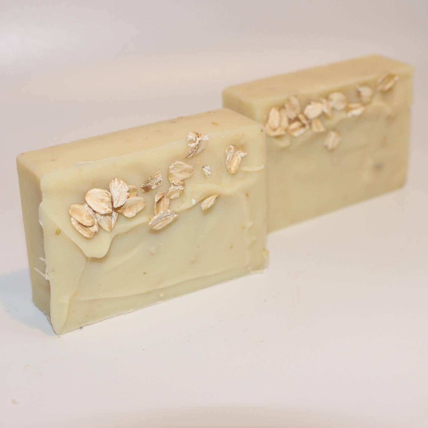 Krem au Krem, LLC - Wholesale Bar Soap - Natural Organic Savons (Hair & Body Bar)3
