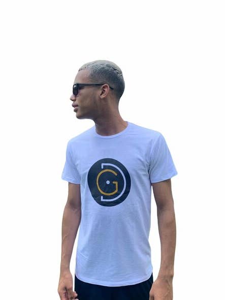 T-shirt imprimé GD Classic pour la vente par Gold Dust Hub