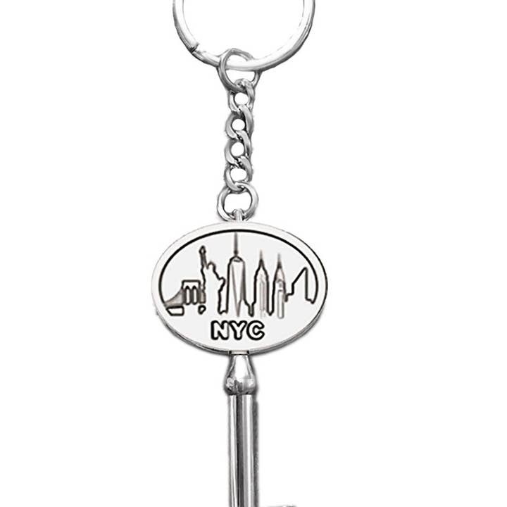 Collier « Key to the City » en laiton rhodié pour la vente par Michele Benjamin, LLC