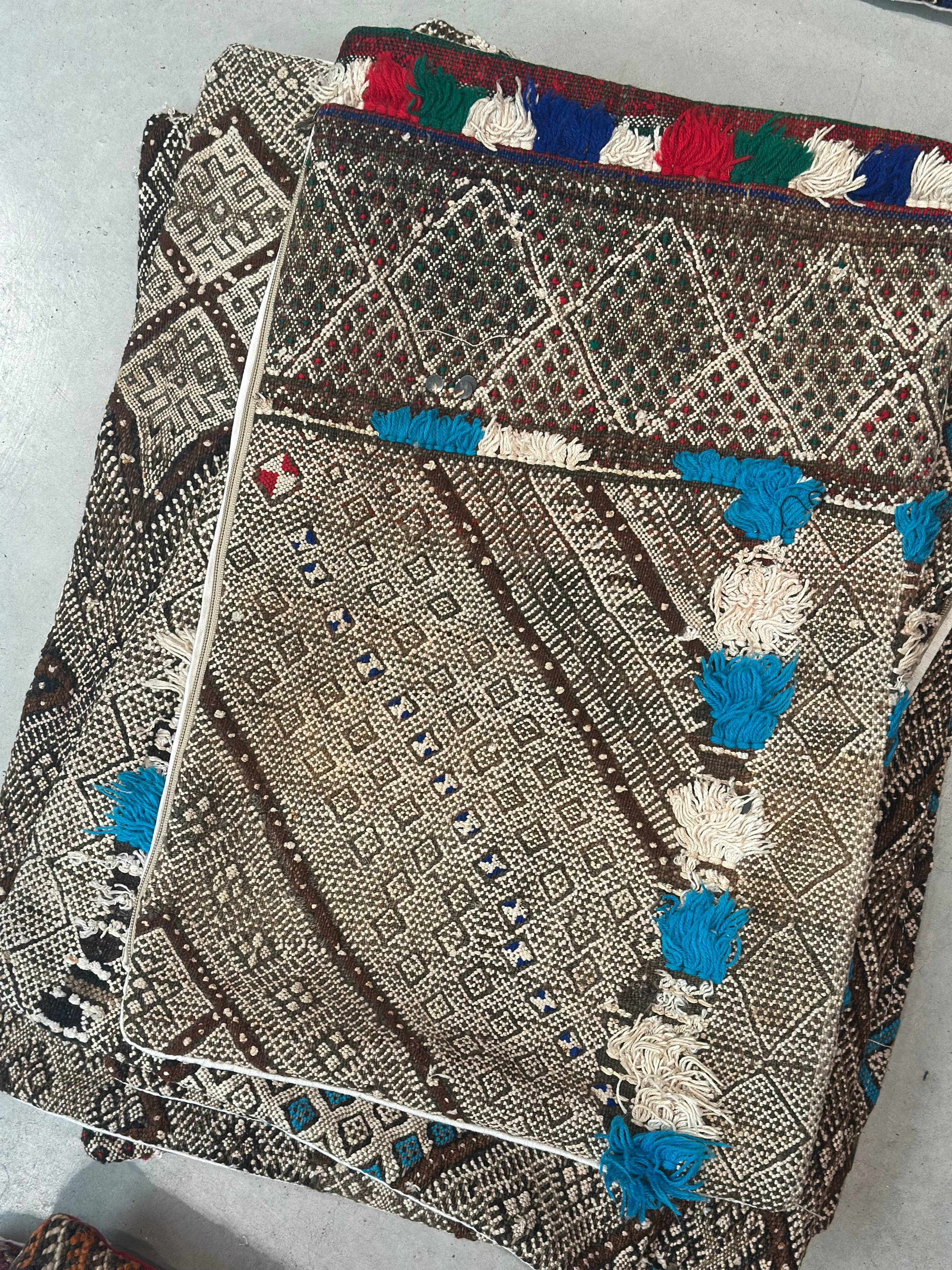 SOUK in the CITY - Wholesale Throw/Decorative Pillow - VINTAGE Upcycled Berber Cushions25