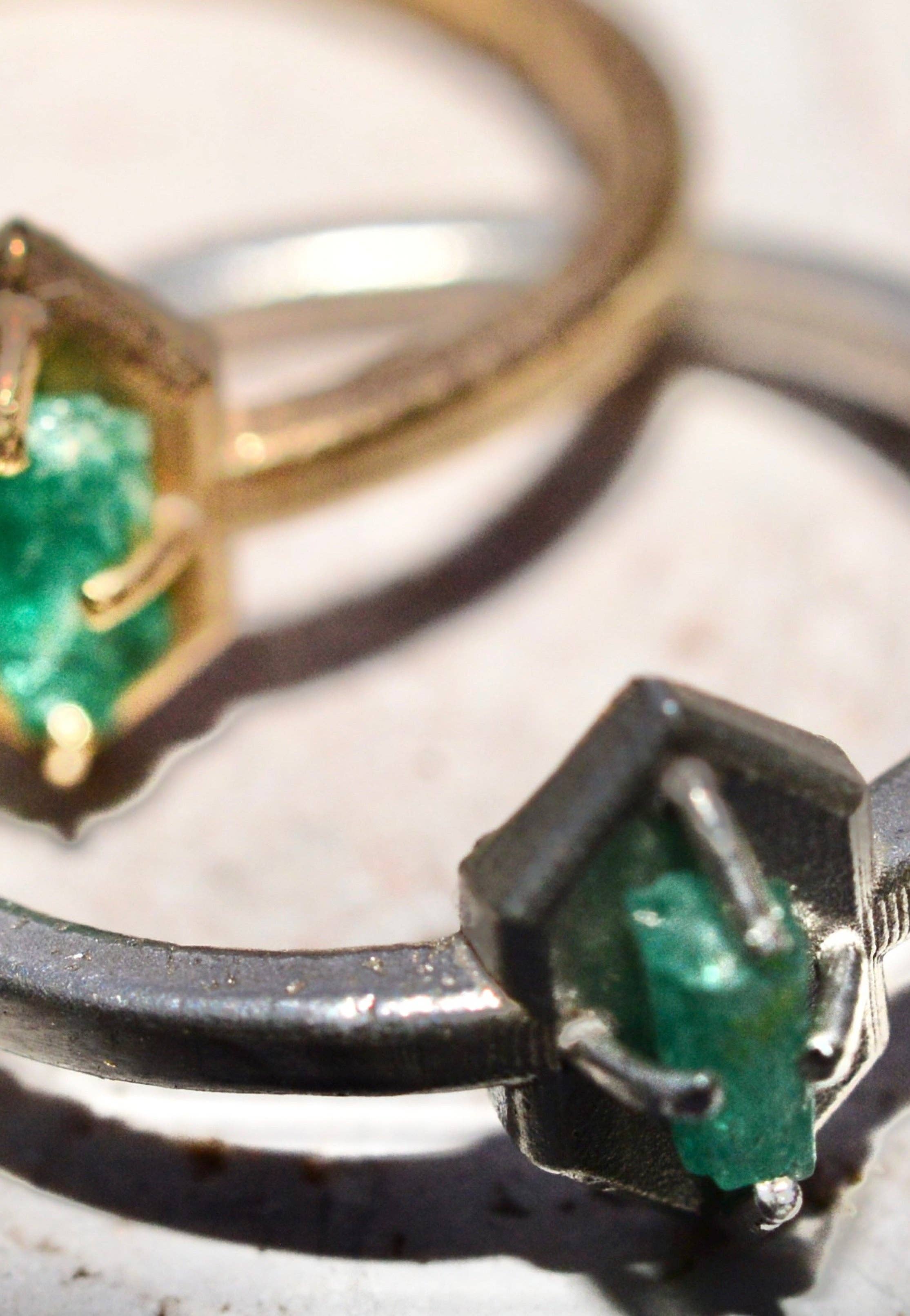Montestruque - Wholesale Band/Stacked Ring - Emerald band1