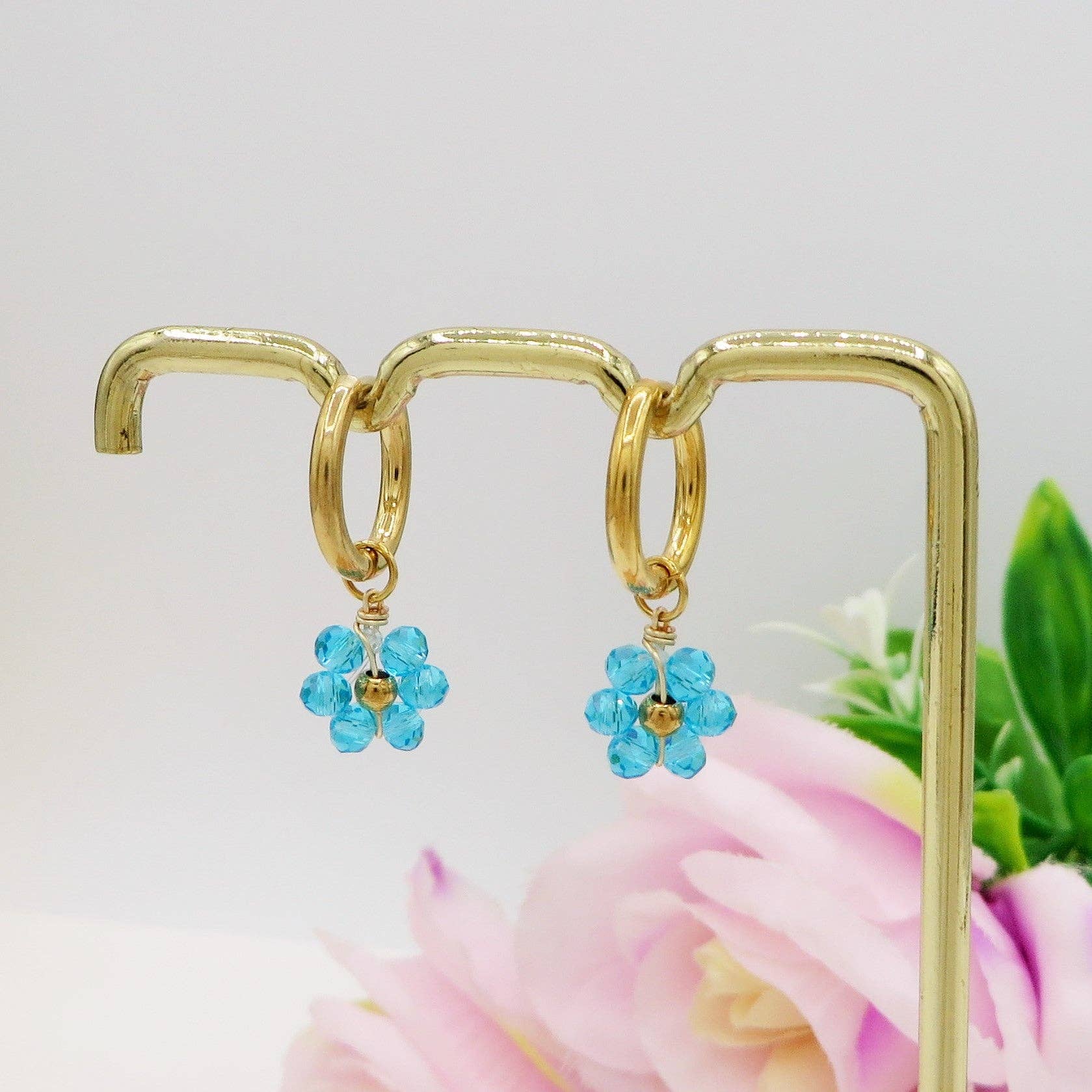 Daemon srls - Wholesale Dangle Earrings - DAISY ~ ACCIAIO INOSSIDABILE Orecchini mini hoops con fiori e cristalli2