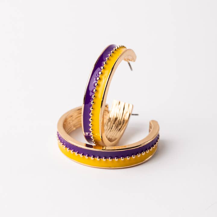 Örhängen Meaghan Lila & Guld M för wholesale av Michelle McDowell